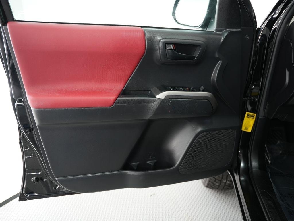 Toyota Tacoma 2WD TRD Sport Double Cab 6' Bed V6 AT (Natl) 2022