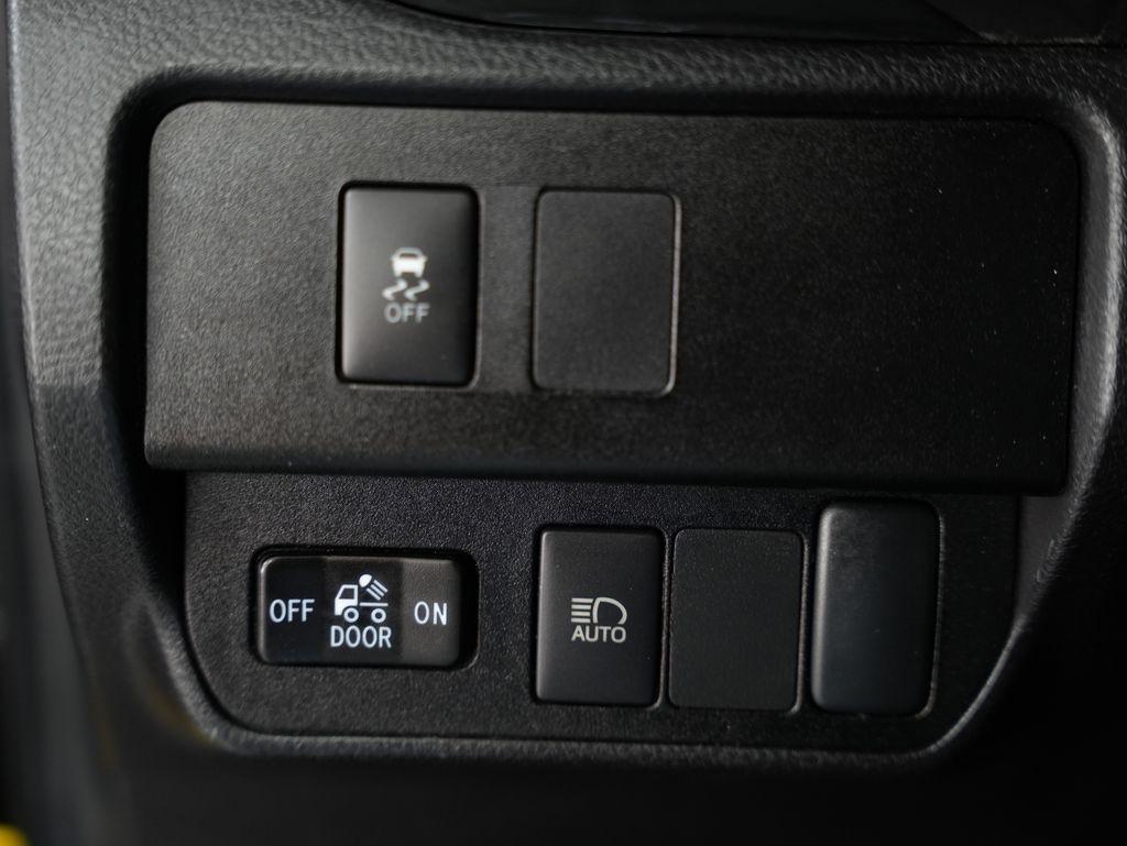 Toyota Tacoma 2WD TRD Sport Double Cab 6' Bed V6 AT (Natl) 2022