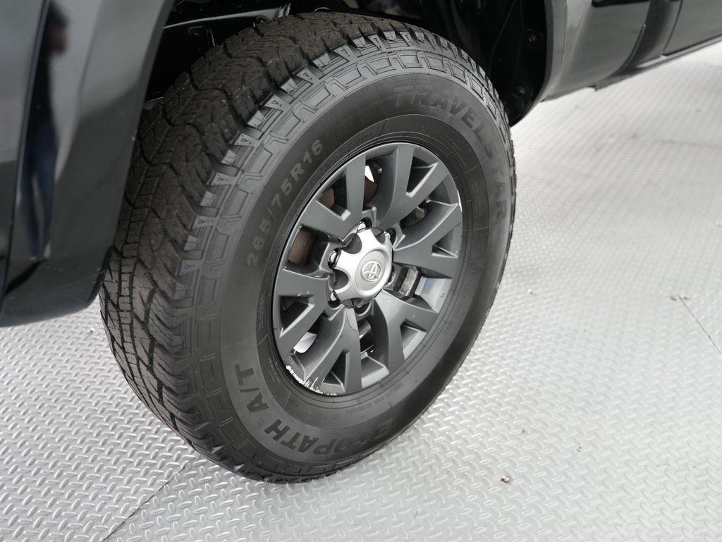 Toyota Tacoma 2WD TRD Sport Double Cab 6' Bed V6 AT (Natl) 2022