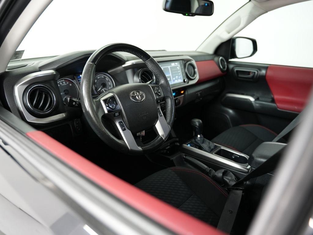 Toyota Tacoma 2WD TRD Sport Double Cab 6' Bed V6 AT (Natl) 2022