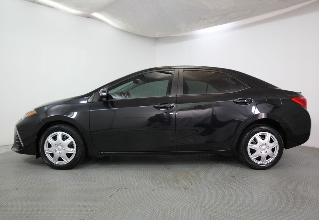 Toyota Corolla XLE CVT (Natl) 2019