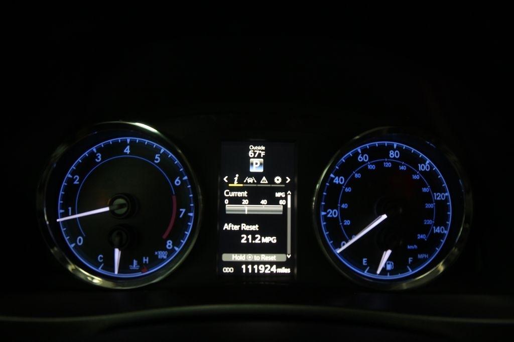Toyota Corolla XLE CVT (Natl) 2019