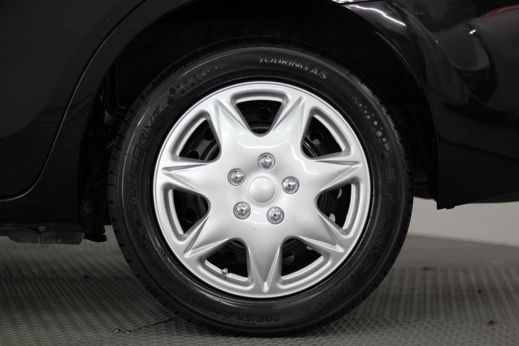 Toyota Corolla XLE CVT (Natl) 2019