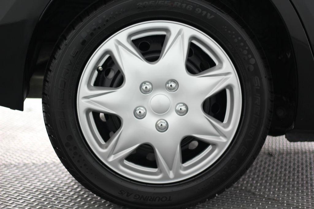 Toyota Corolla XLE CVT (Natl) 2019