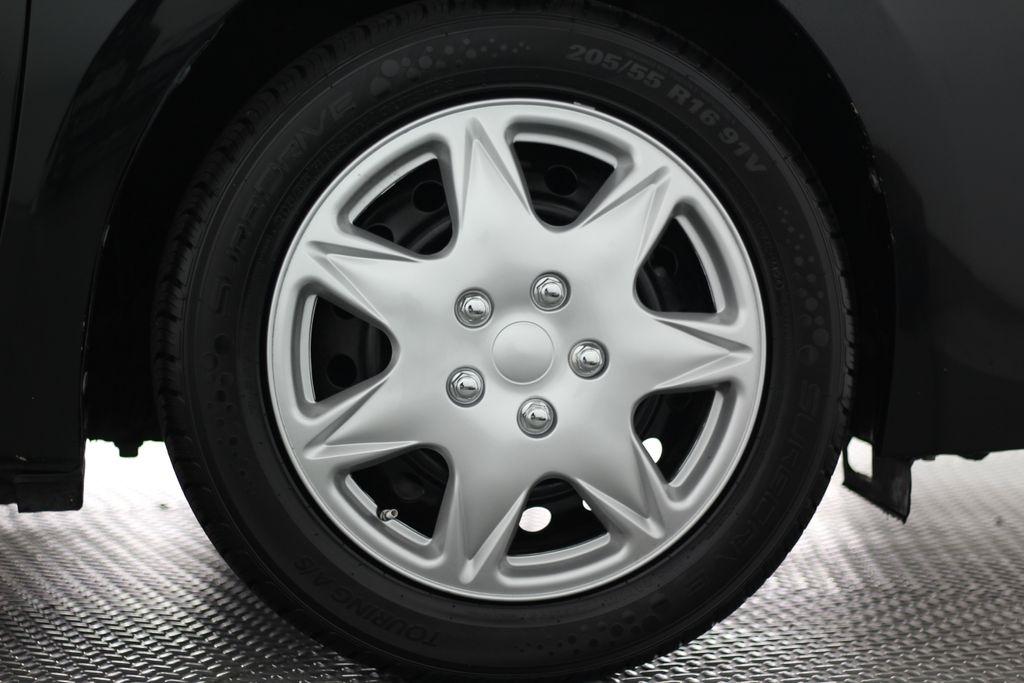 Toyota Corolla XLE CVT (Natl) 2019