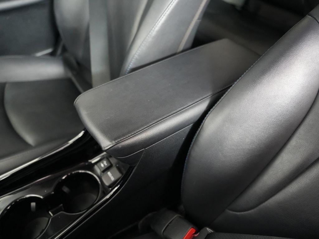 Toyota Prius Limited (Natl) 2020