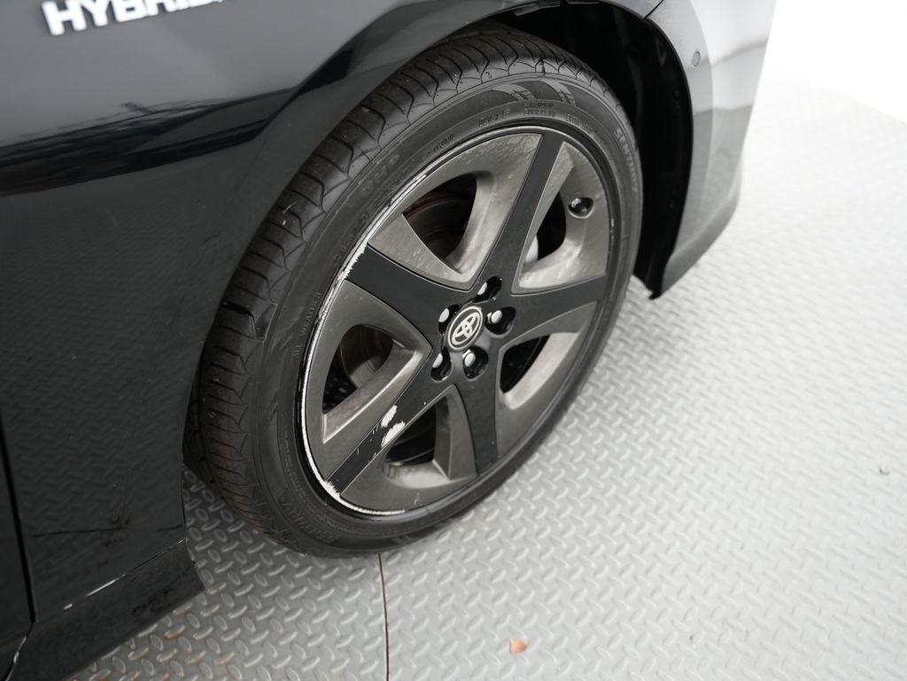 Toyota Prius Limited (Natl) 2020