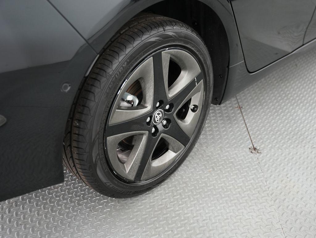 Toyota Prius Limited (Natl) 2020
