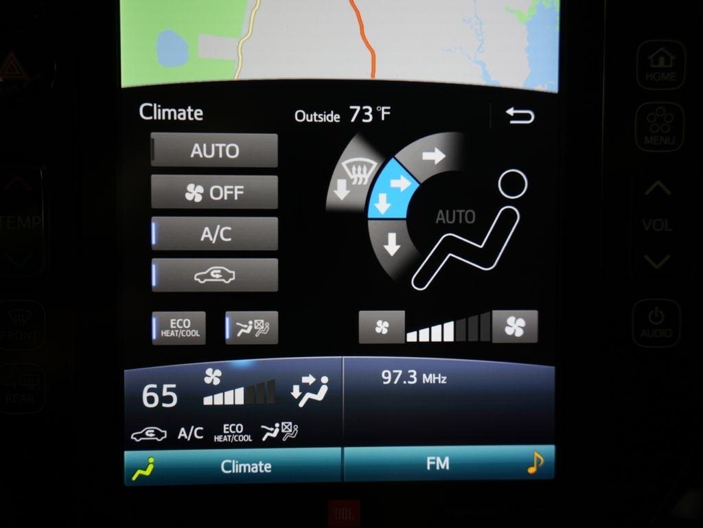 Toyota Prius Limited (Natl) 2020