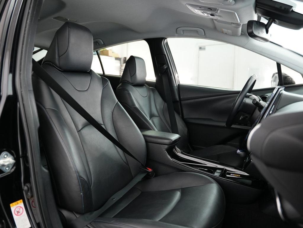 Toyota Prius Limited (Natl) 2020