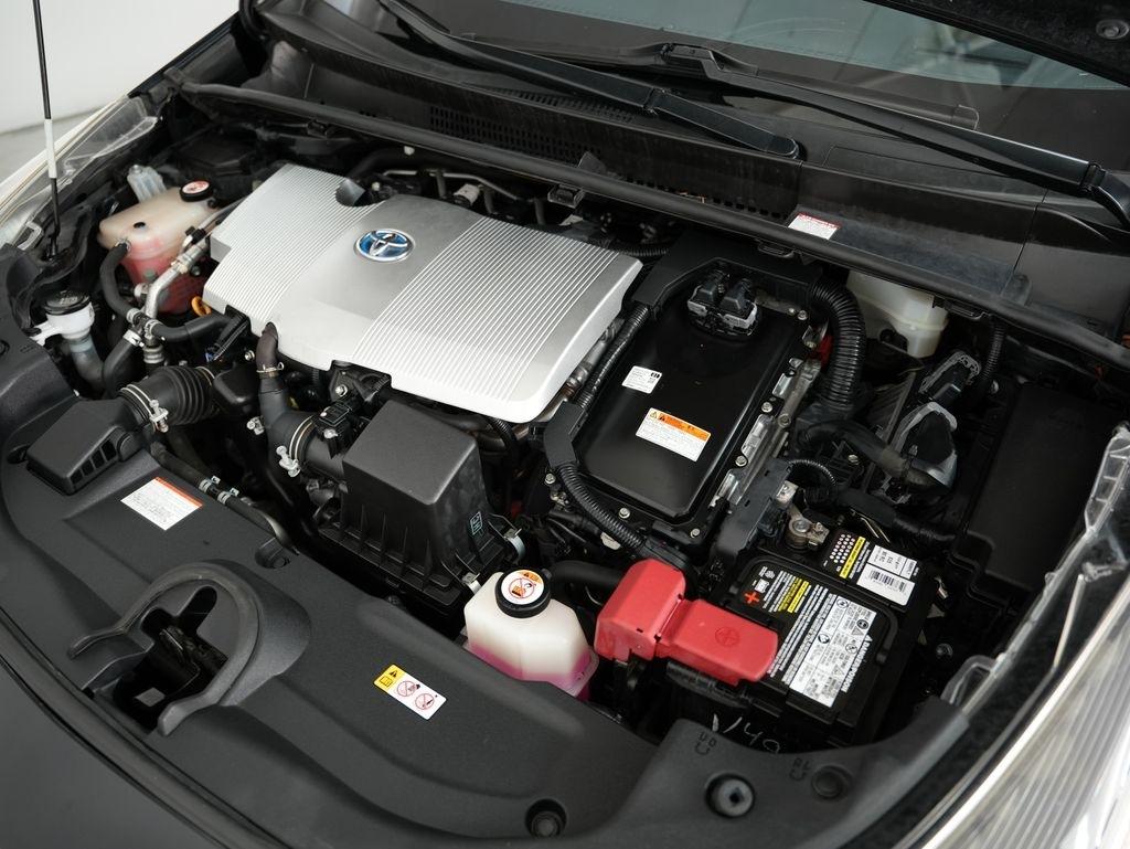 Toyota Prius Limited (Natl) 2020