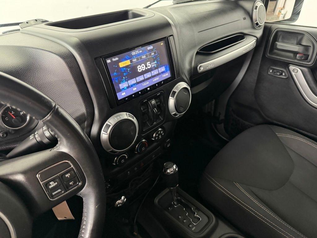 Jeep Wrangler Unlimited 4WD 4dr Rubicon 2015