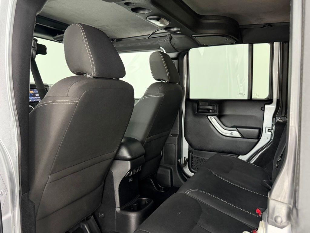 Jeep Wrangler Unlimited 4WD 4dr Rubicon 2015