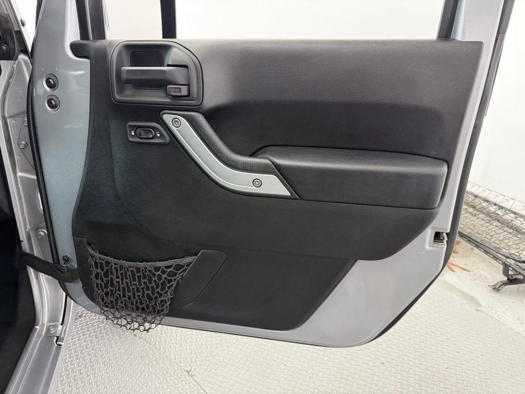 Jeep Wrangler Unlimited 4WD 4dr Rubicon 2015
