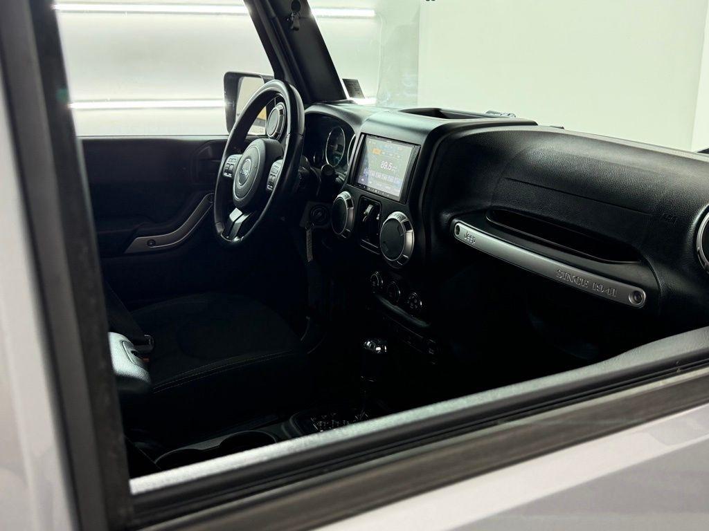 Jeep Wrangler Unlimited 4WD 4dr Rubicon 2015