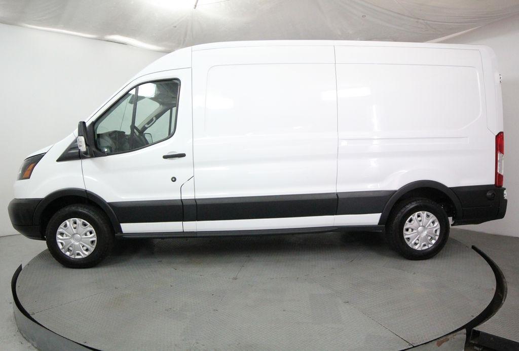 Ford Transit Van T-150 148" Med Rf 8600 GVWR Sliding RH Dr 2019
