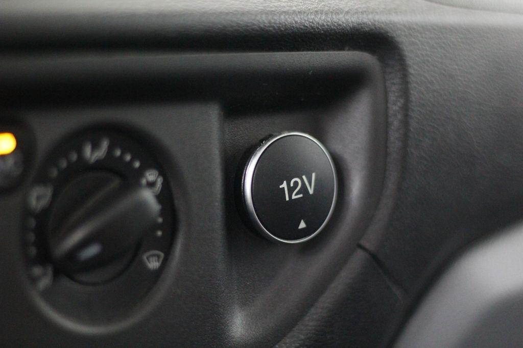Ford Transit Van T-150 148" Med Rf 8600 GVWR Sliding RH Dr 2019