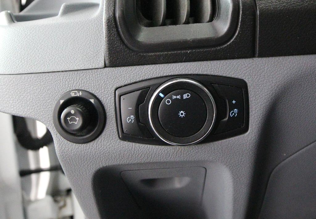 Ford Transit Van T-150 148" Med Rf 8600 GVWR Sliding RH Dr 2019