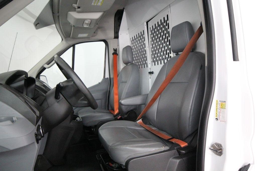 Ford Transit Van T-150 148" Med Rf 8600 GVWR Sliding RH Dr 2019