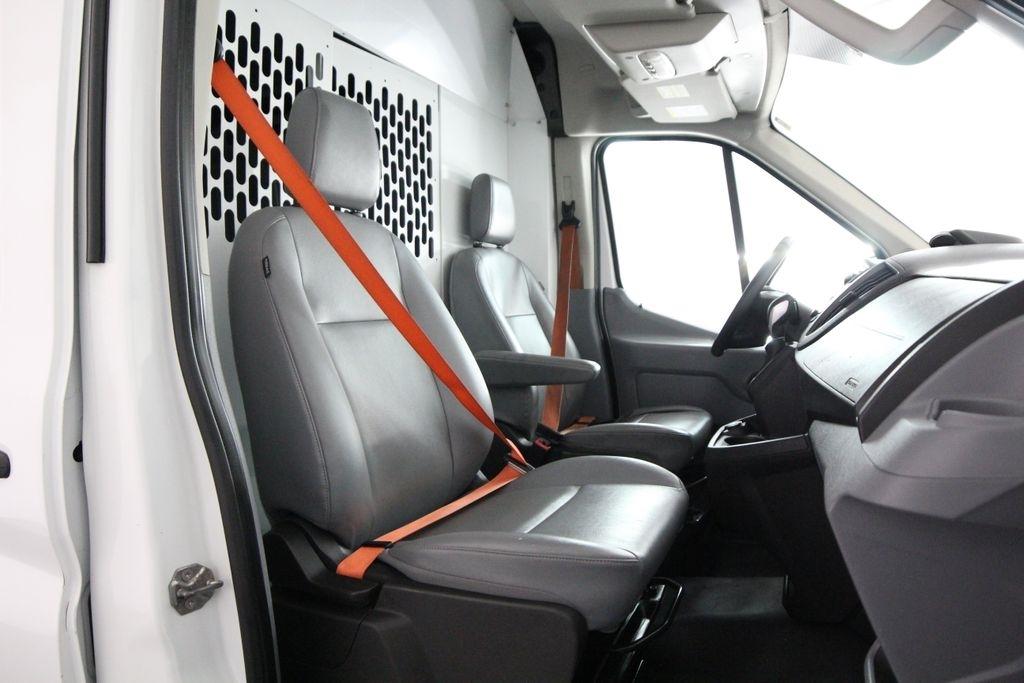 Ford Transit Van T-150 148" Med Rf 8600 GVWR Sliding RH Dr 2019