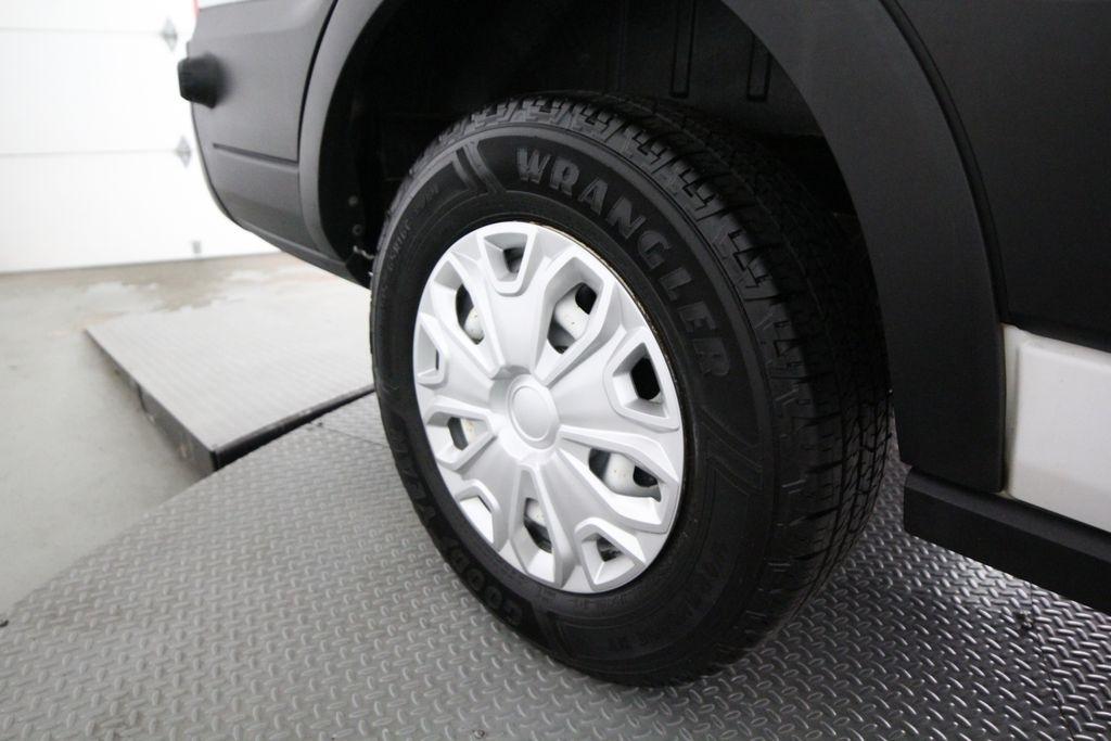 Ford Transit Van T-150 148" Med Rf 8600 GVWR Sliding RH Dr 2019