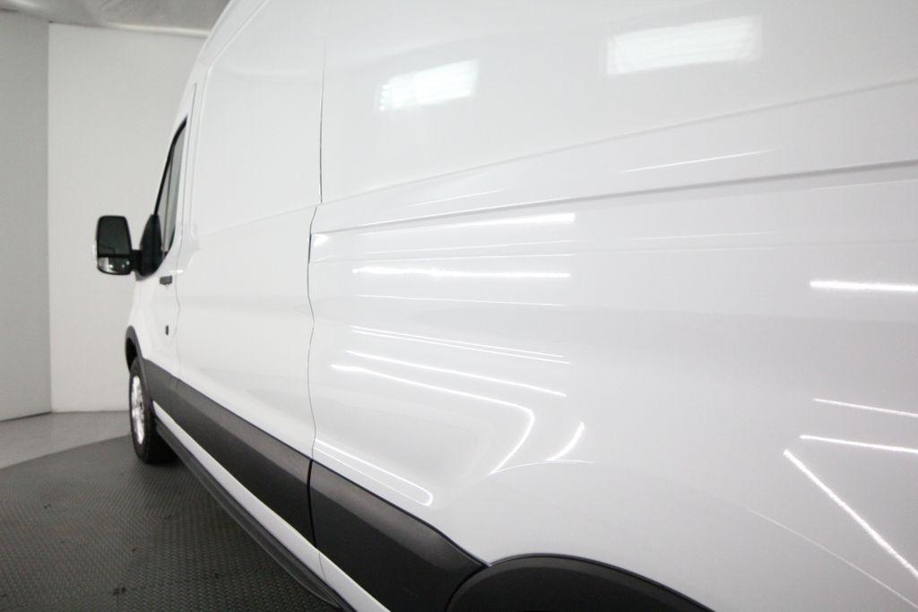 Ford Transit Van T-150 148" Med Rf 8600 GVWR Sliding RH Dr 2019