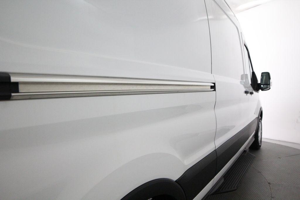 Ford Transit Van T-150 148" Med Rf 8600 GVWR Sliding RH Dr 2019