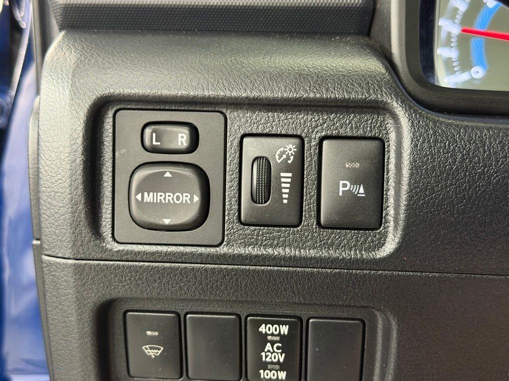 Toyota 4Runner 4WD 4dr V6 Trail Premium (Natl) 2015