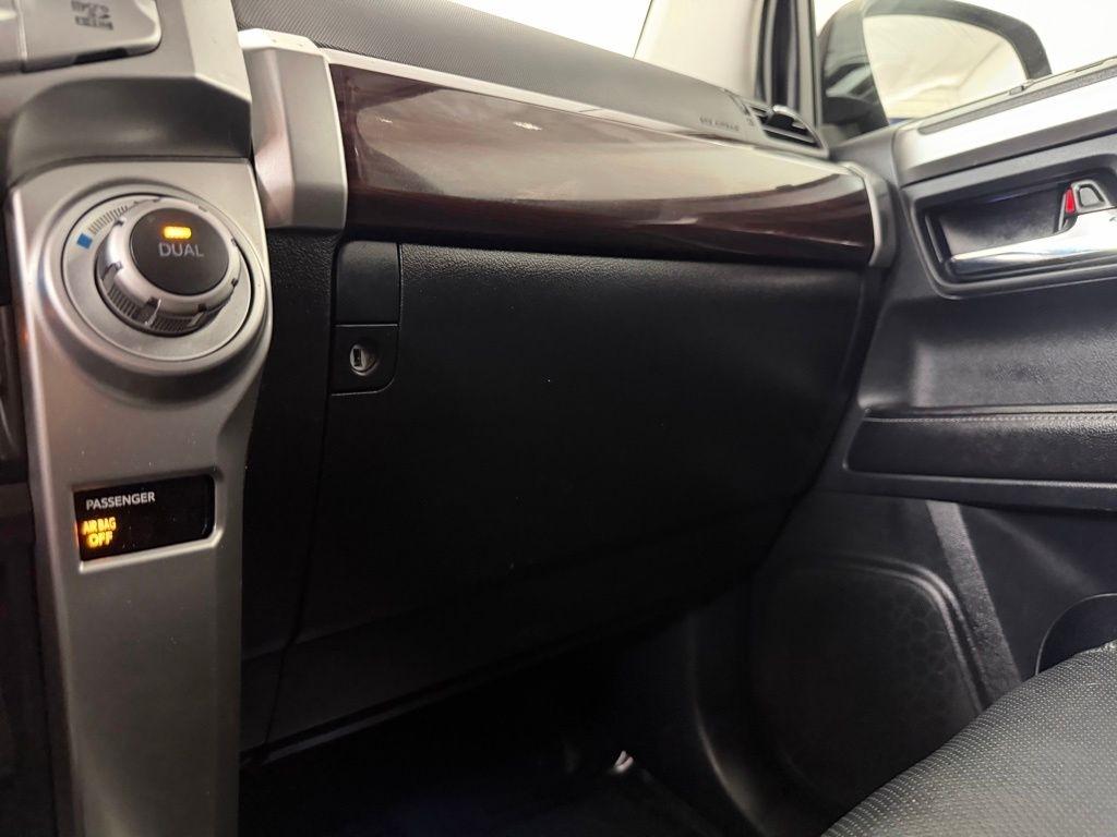 Toyota 4Runner 4WD 4dr V6 Trail Premium (Natl) 2015