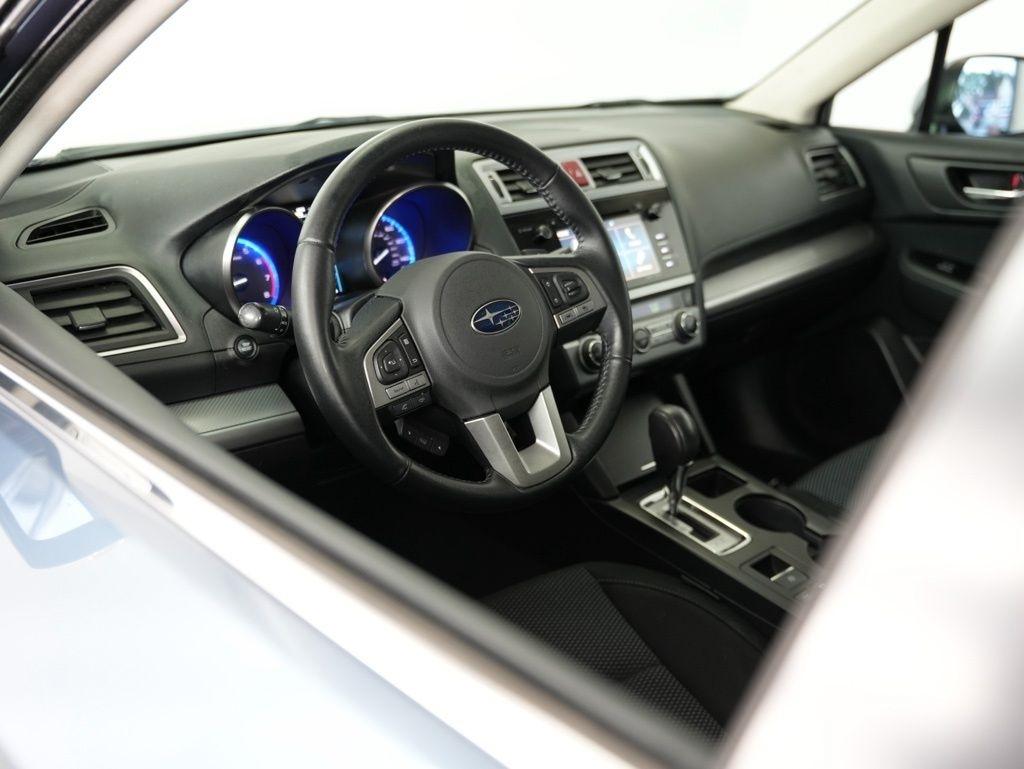 Subaru Outback 4dr Wgn 2.5i Premium PZEV 2016