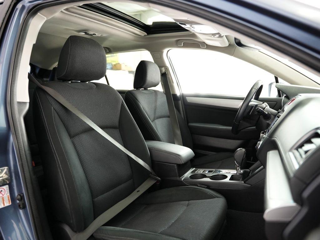 Subaru Outback 4dr Wgn 2.5i Premium PZEV 2016
