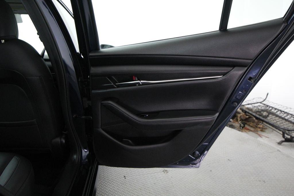 Mazda Mazda3 Sedan FWD w/Preferred Pkg 2019
