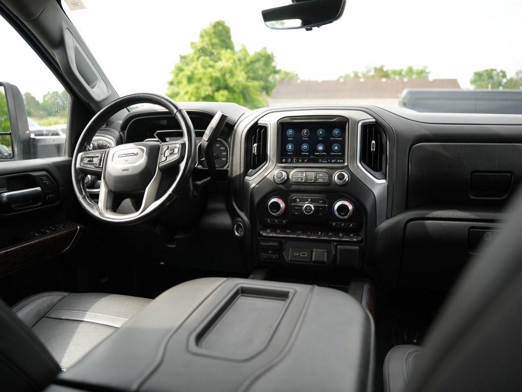 GMC Sierra 3500HD 4WD Crew Cab 172" Denali 2021