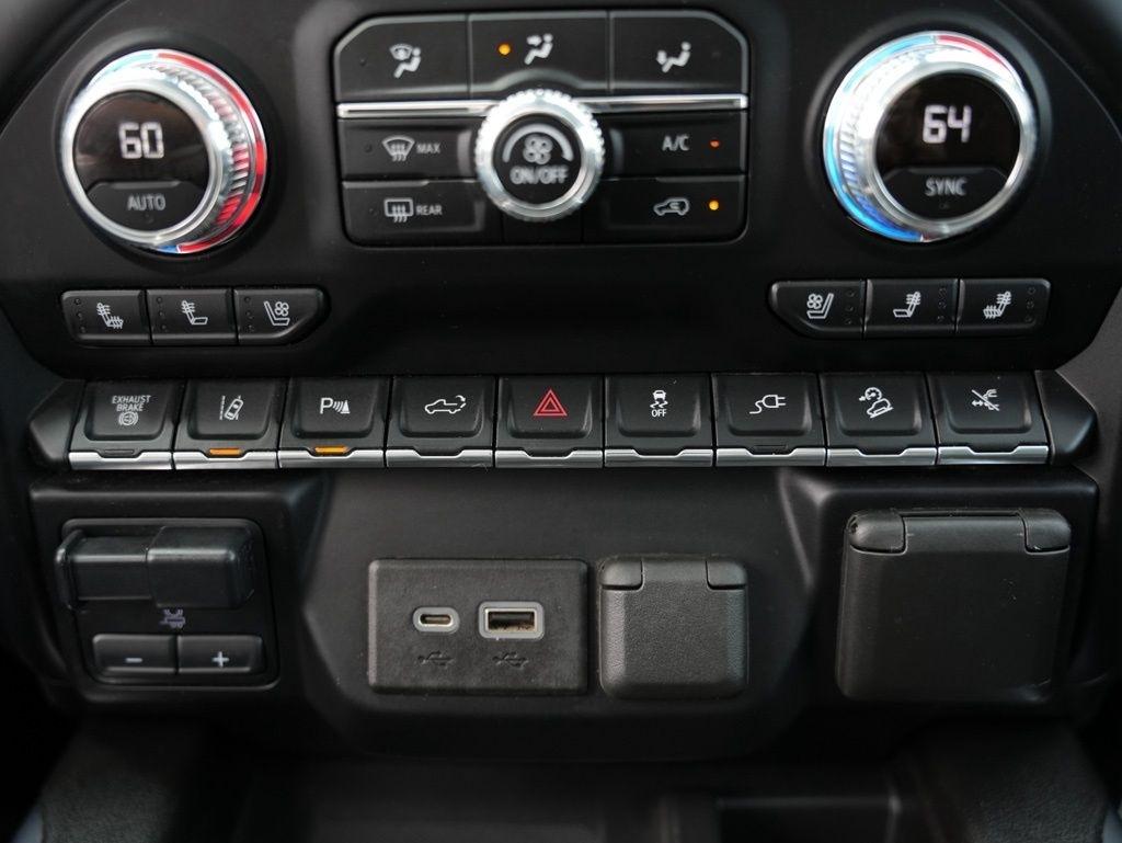 GMC Sierra 3500HD 4WD Crew Cab 172" Denali 2021