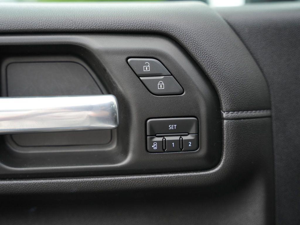 GMC Sierra 3500HD 4WD Crew Cab 172" Denali 2021