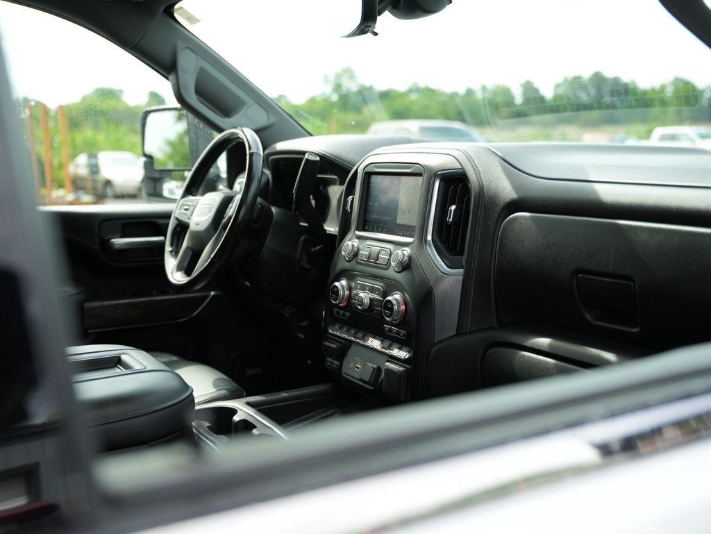 GMC Sierra 3500HD 4WD Crew Cab 172" Denali 2021