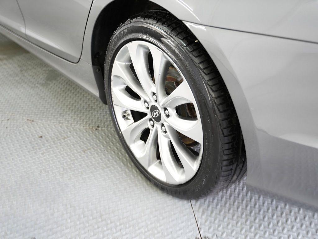 Hyundai Sonata 4dr Sdn 2.4L Auto SE 2011