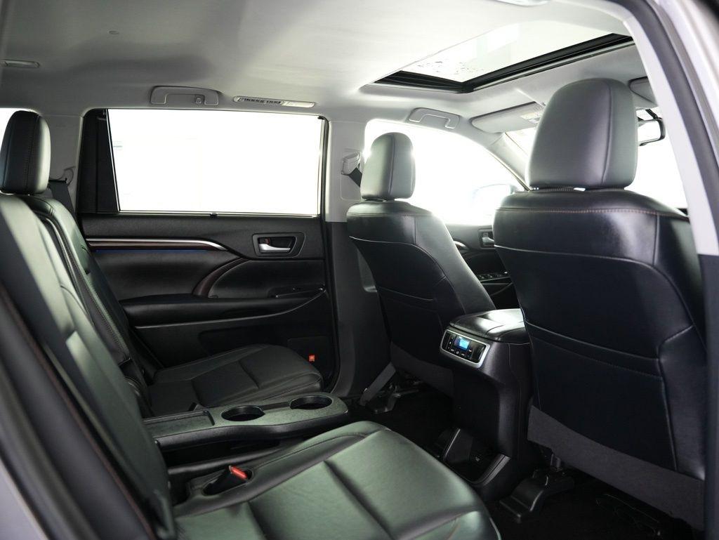 Toyota Highlander Hybrid AWD 4dr Limited (Natl) 2016