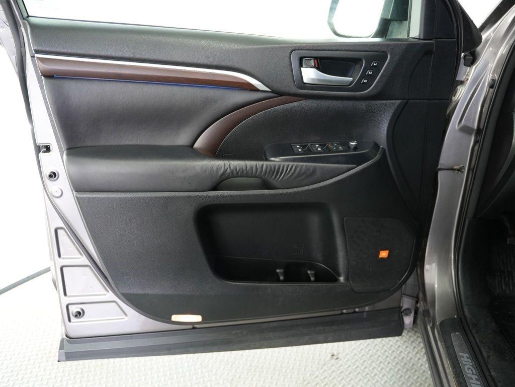 Toyota Highlander Hybrid AWD 4dr Limited (Natl) 2016