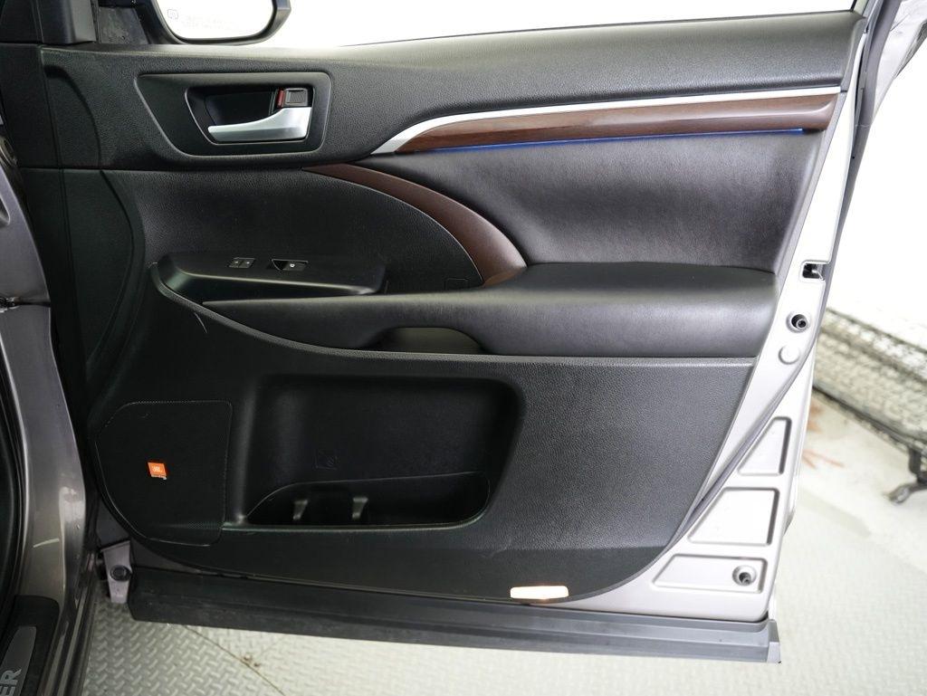 Toyota Highlander Hybrid AWD 4dr Limited (Natl) 2016