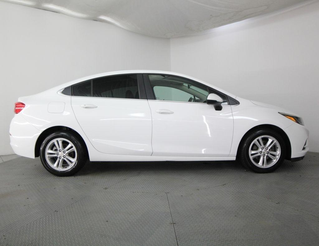 Chevrolet Cruze 4dr Sdn 1.4L LT w/1SD 2017