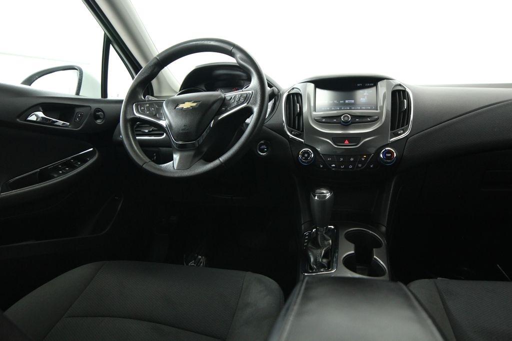Chevrolet Cruze 4dr Sdn 1.4L LT w/1SD 2017