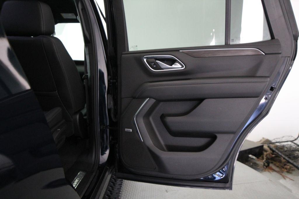 Chevrolet Tahoe 4WD 4dr Z71 2021