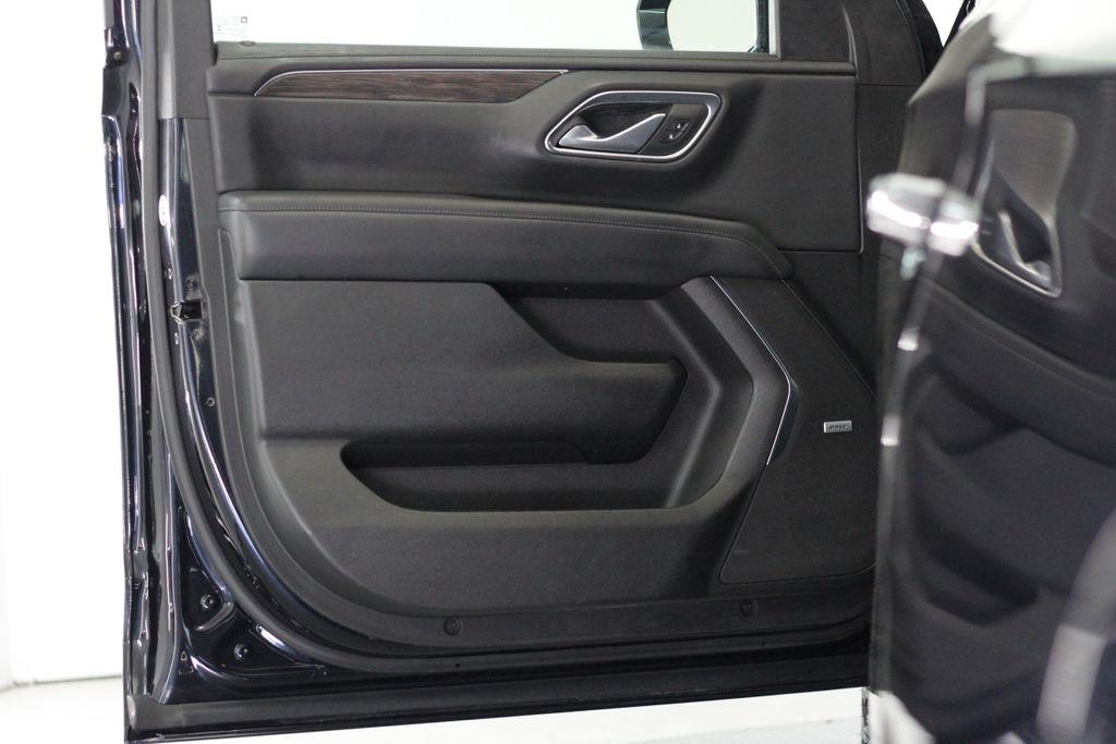 Chevrolet Tahoe 4WD 4dr Z71 2021