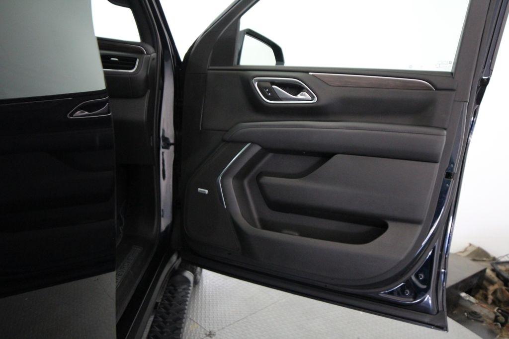 Chevrolet Tahoe 4WD 4dr Z71 2021