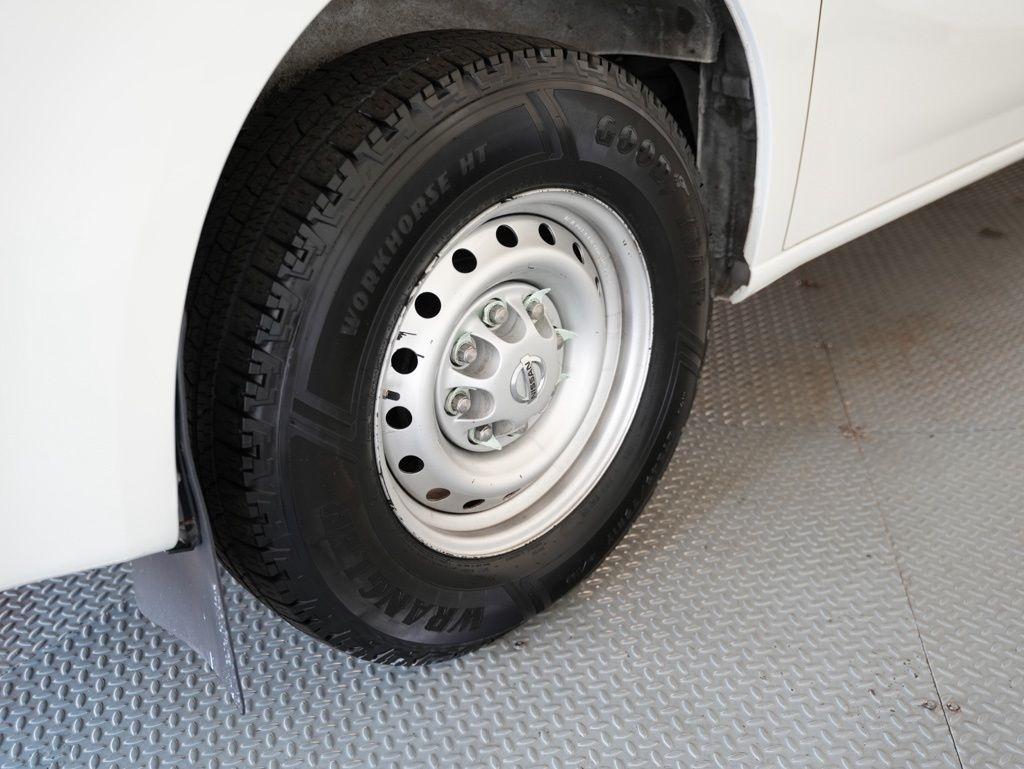 Nissan NV Cargo NV3500 HD High Roof V8 S 2019