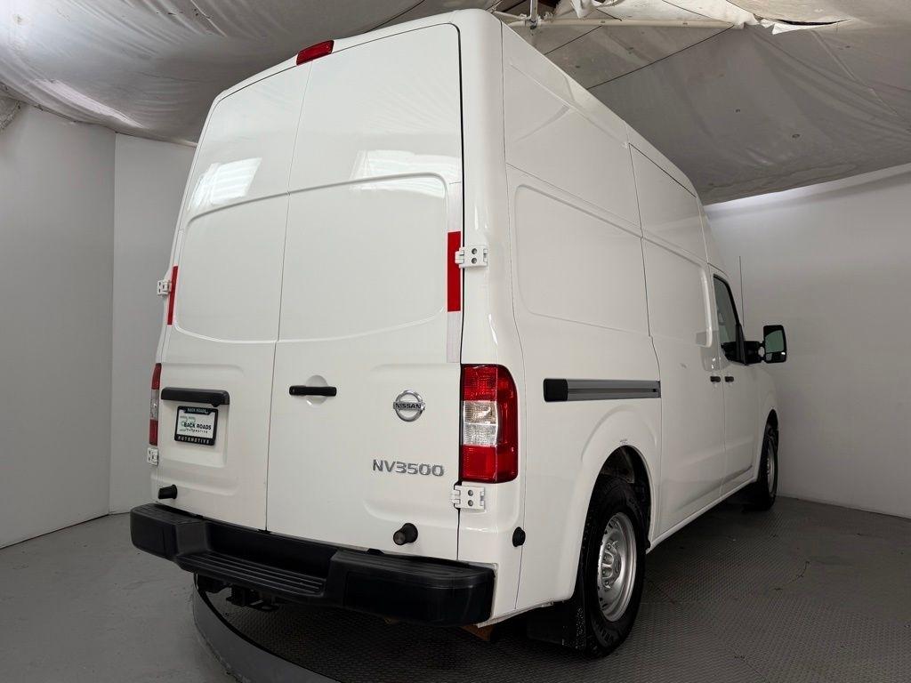 Nissan NV Cargo NV3500 HD High Roof V8 S 2019