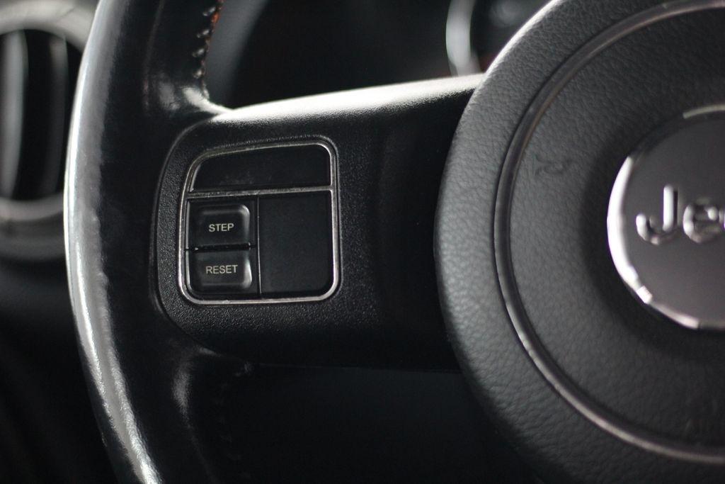 Jeep Wrangler Unlimited 4WD 4dr Sport 2013
