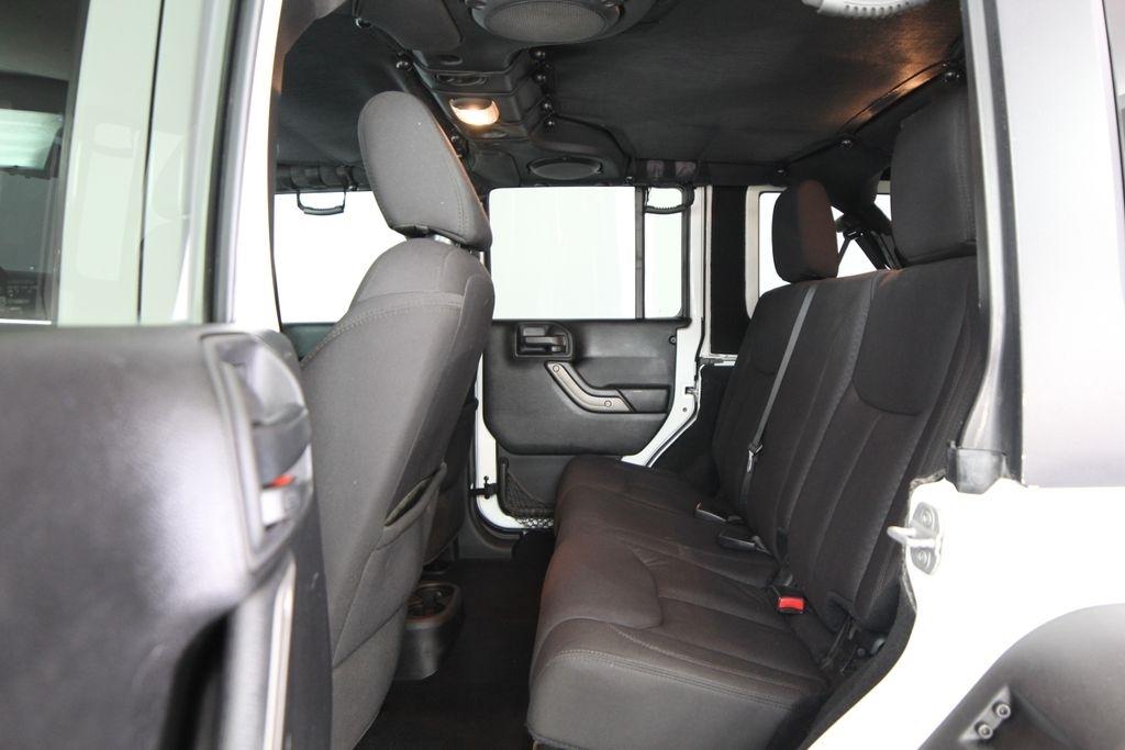 Jeep Wrangler Unlimited 4WD 4dr Sport 2013