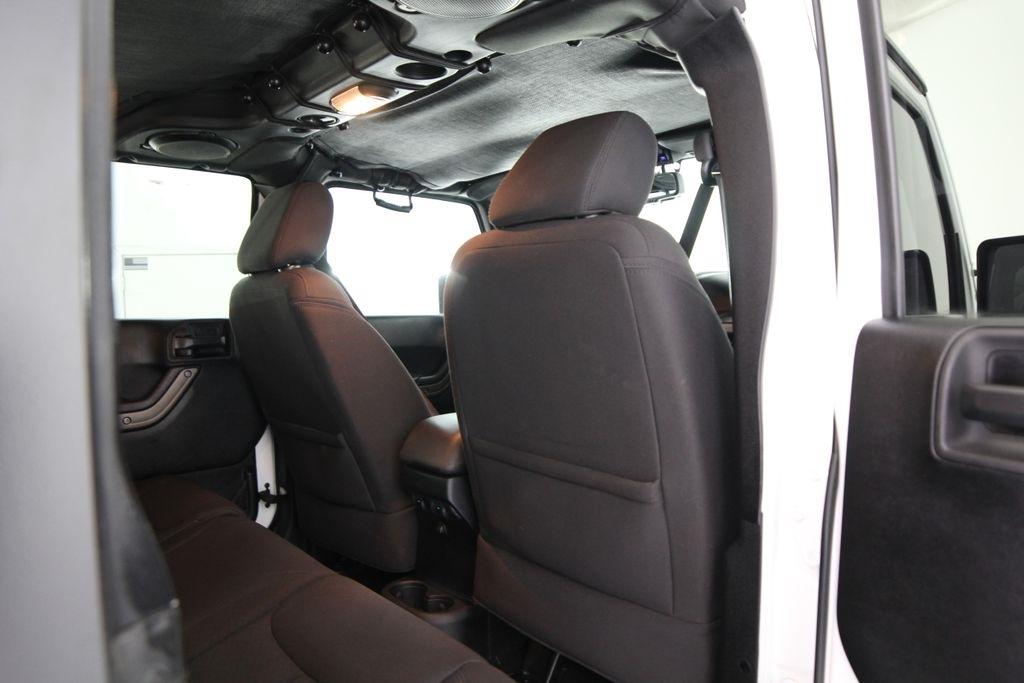 Jeep Wrangler Unlimited 4WD 4dr Sport 2013